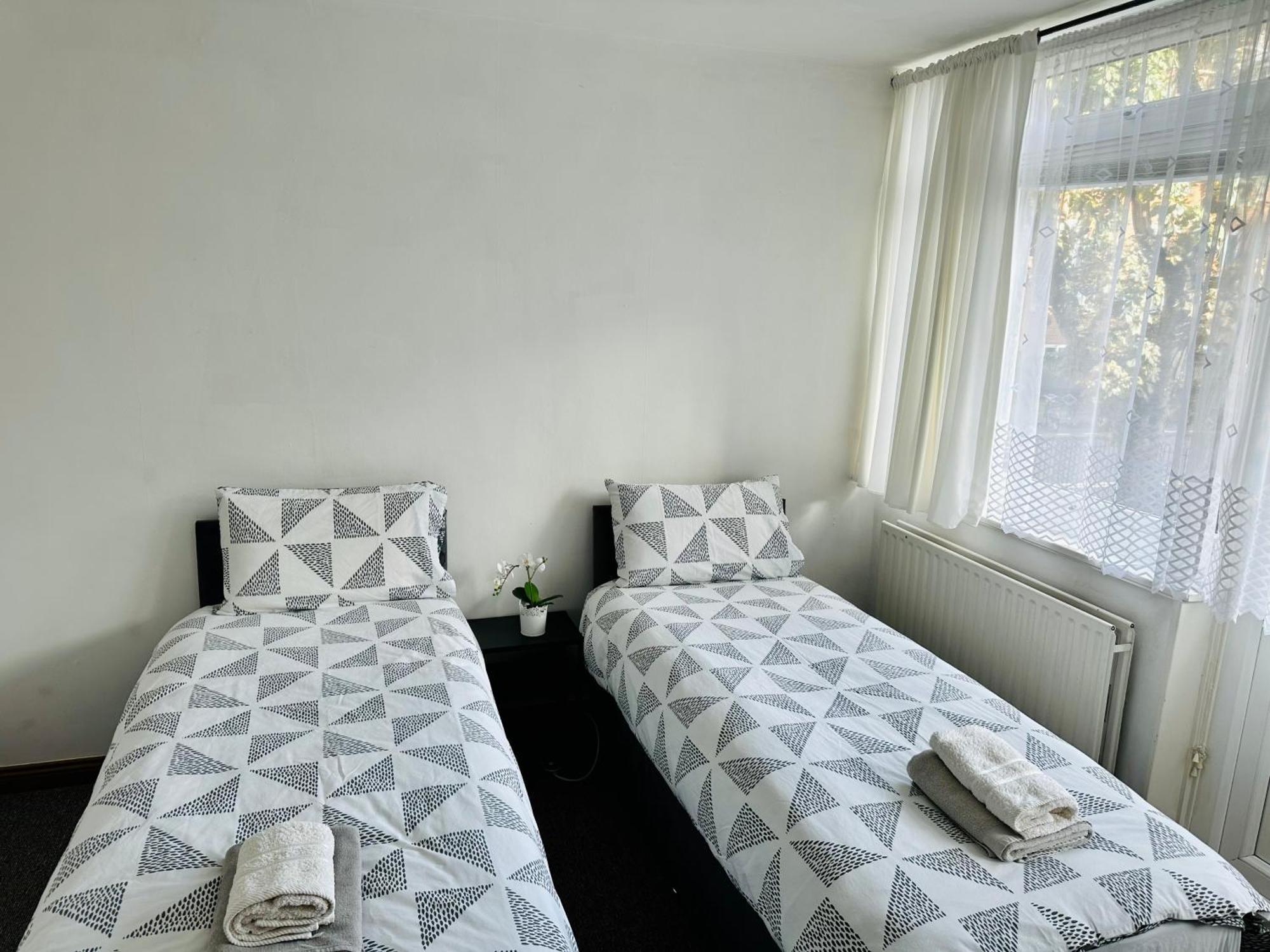 London City Apartment Bagian luar foto